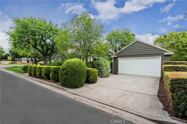 Detached Garage, Exterior