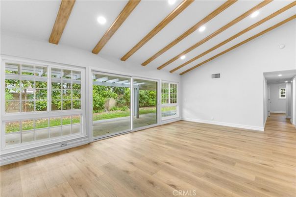 Empty room, Interior, Recessed Lighting, Wooden Beams, Wood Texture Flooring