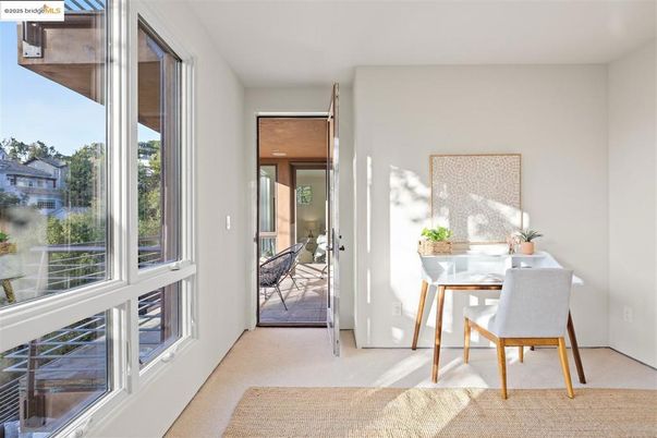 Dining room, Interior