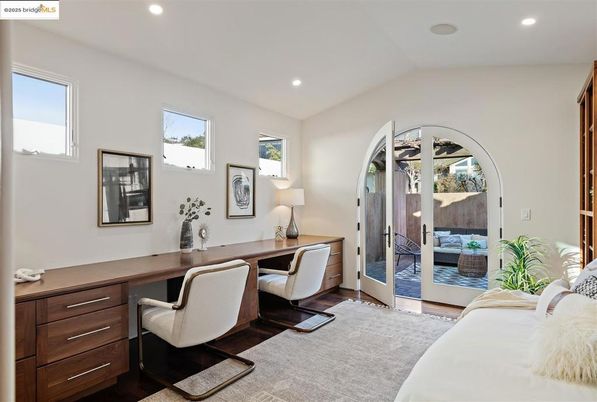 Bedroom, Home Office, Interior, Recessed Lighting