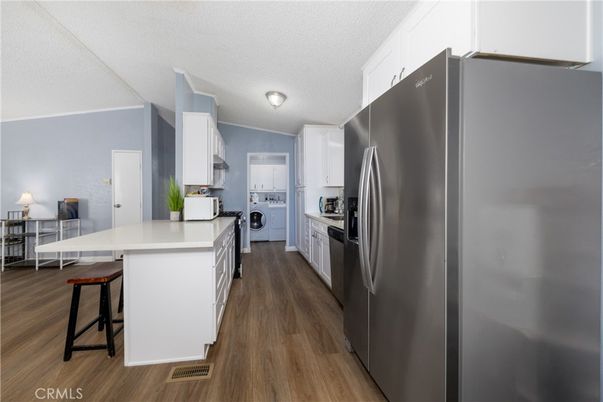 Interior, Kitchen, Washer, Wood Texture Flooring
