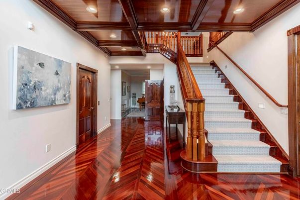 Chandelier, Interior, Recessed Lighting, Wooden Beams, Wooden Ceilings, Wood Texture Flooring