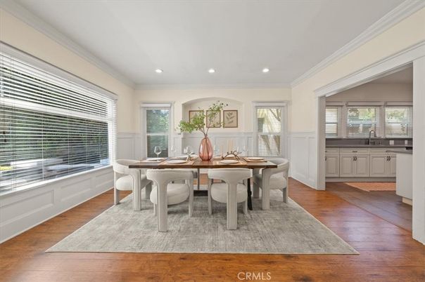 Dining room, Interior, Recessed Lighting, Wood Texture Flooring
