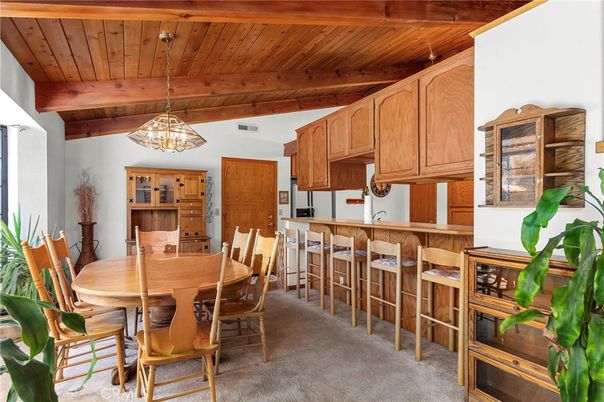 Dining room, Interior, Kitchen, Pendant Lights, Wooden Beams, Wooden Ceilings