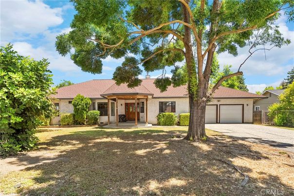 Attached, Backyard, Exterior, Facade, Ranch