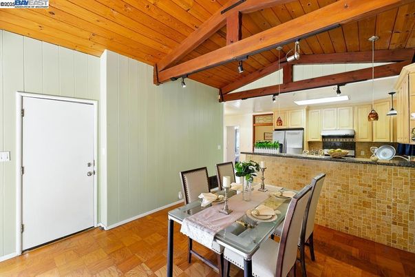 Dining room, Interior, Kitchen, Pendant Lights, Wooden Beams, Wooden Ceilings, Wood Texture Flooring