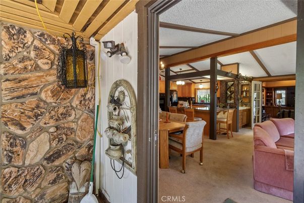 Dining room, Interior