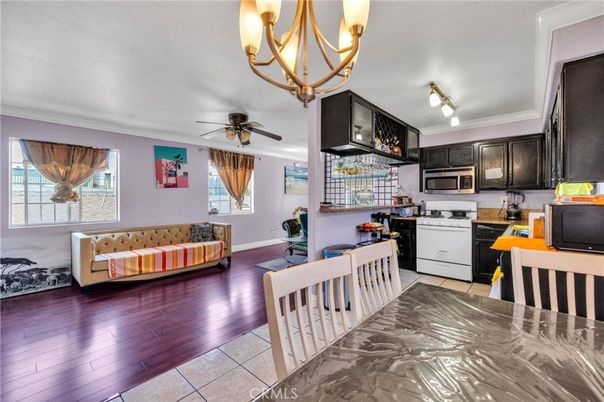 Chandelier, Dining room, Interior, Kitchen, Wood Texture Flooring