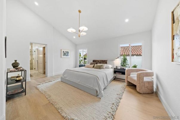 Bedroom, Interior, Pendant Lights, Recessed Lighting, Wood Texture Flooring
