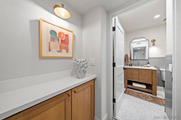 Bathroom, Interior, Recessed Lighting