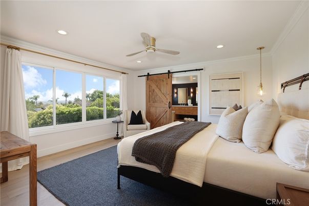 Bedroom, Interior, Pendant Lights, Recessed Lighting, Wood Texture Flooring