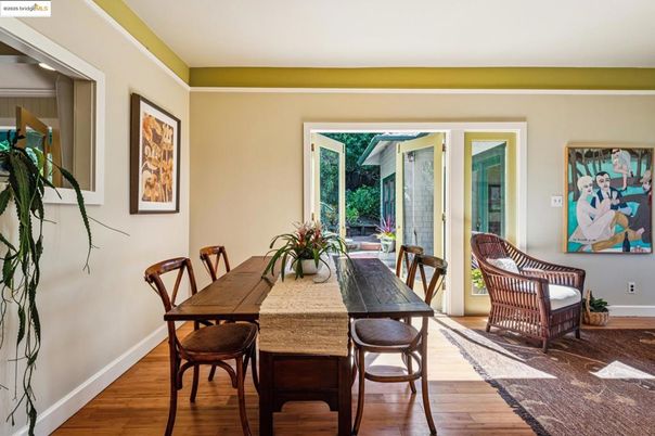 Dining room, Interior, Wood Texture Flooring