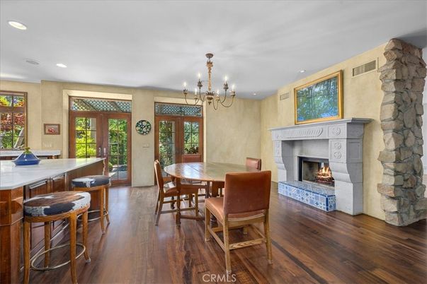 Chandelier, Dining room, Fireplace, Interior, Pendant Lights, Recessed Lighting, Wood Texture Flooring