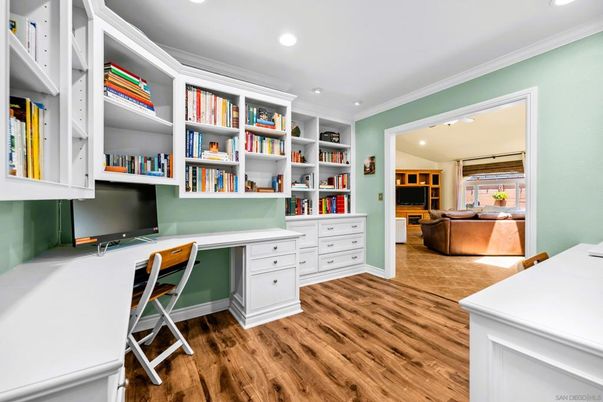 Home Office, Interior, Recessed Lighting, Wood Texture Flooring