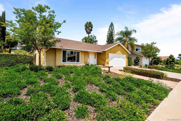 Attached, Backyard, Exterior, Facade, Ranch