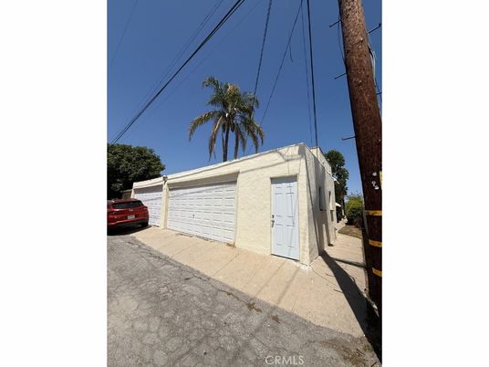Detached Garage, Exterior