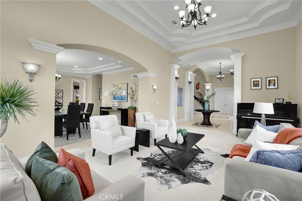 Chandelier, Dining room, Interior, Living room, Piano, Recessed Lighting