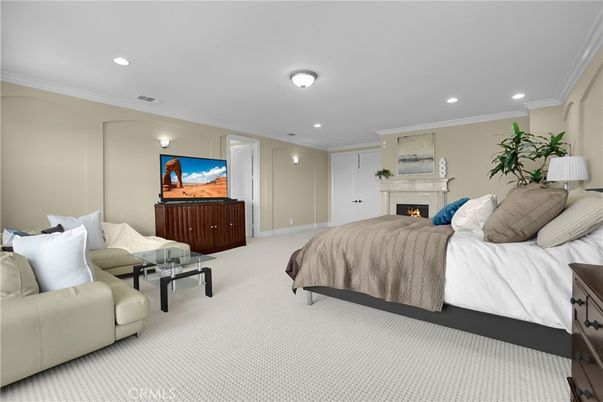 Bedroom, Fireplace, Interior, Recessed Lighting