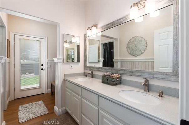 Bathroom, Dual Sink Vanities, Interior, Wood Texture Flooring