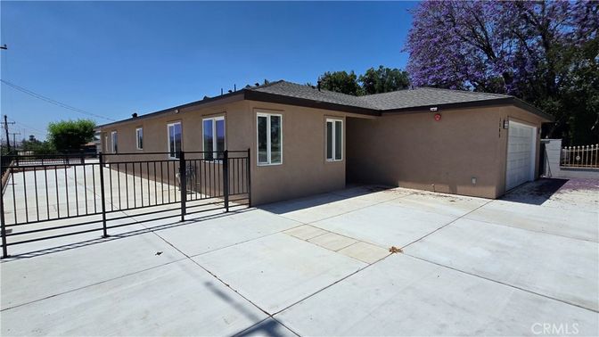 Detached Garage, Exterior