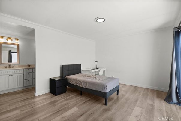 Bathroom, Bedroom, Interior, Recessed Lighting, Wood Texture Flooring