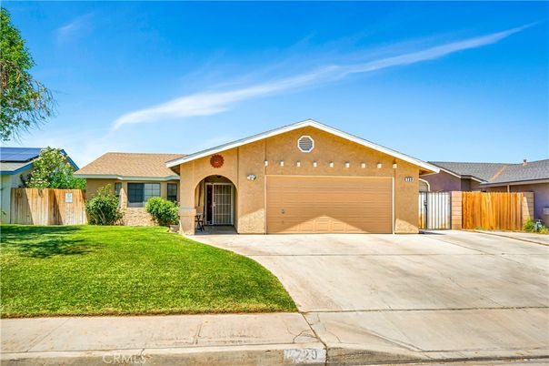Attached, Backyard, Exterior, Facade, Ranch