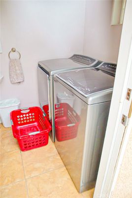 Interior, Washer