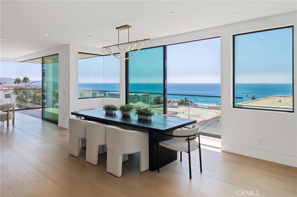Dining room, Interior, Pendant Lights, Recessed Lighting, Water, Wood Texture Flooring