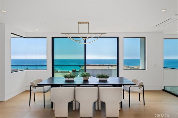 Dining room, Interior, Pendant Lights, Recessed Lighting, Water, Wood Texture Flooring