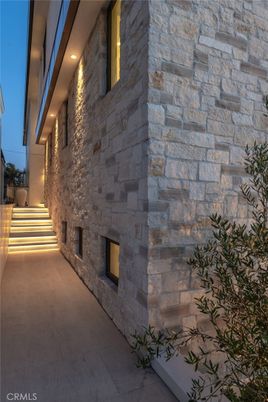 Exterior, Fireplace