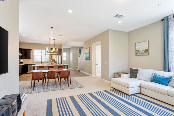 Chandelier, Dining room, Interior, Kitchen, Living room, Pendant Lights, Recessed Lighting