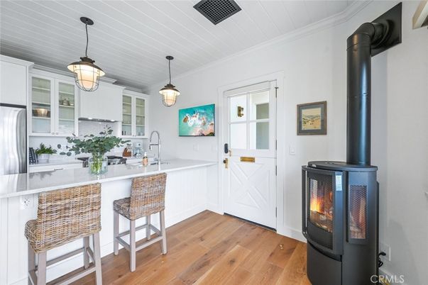 Fireplace, Interior, Kitchen, Pendant Lights, Wood Texture Flooring