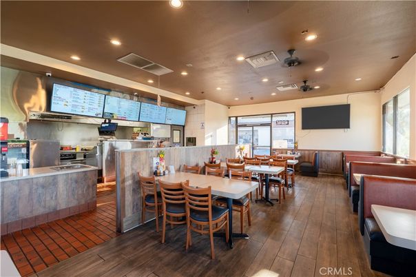 Dining room, Interior, Kitchen, Recessed Lighting, Stainless Steel Appliances, Wood Texture Flooring