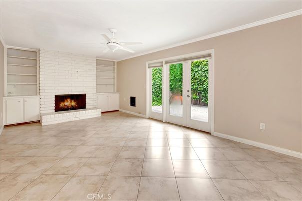 Empty room, Fireplace, Interior