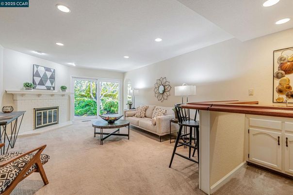 Fireplace, Interior, Living room, Recessed Lighting