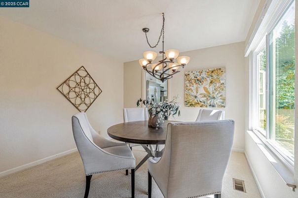 Chandelier, Dining room, Interior