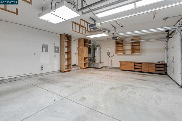 Garage, Interior