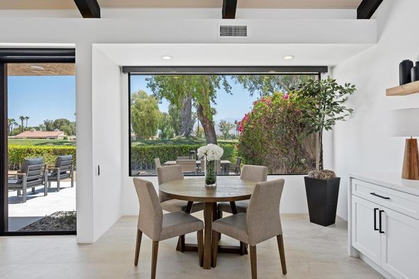 Dining room, Interior, Recessed Lighting