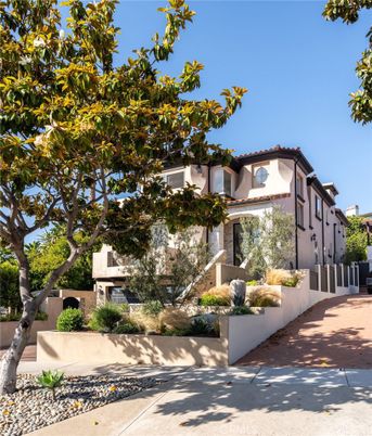 Exterior, Facade, Mediterranean