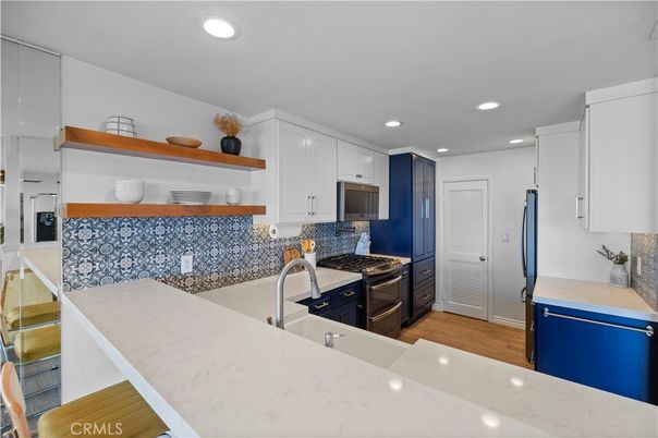 Interior, Kitchen, Recessed Lighting, Wood Texture Flooring