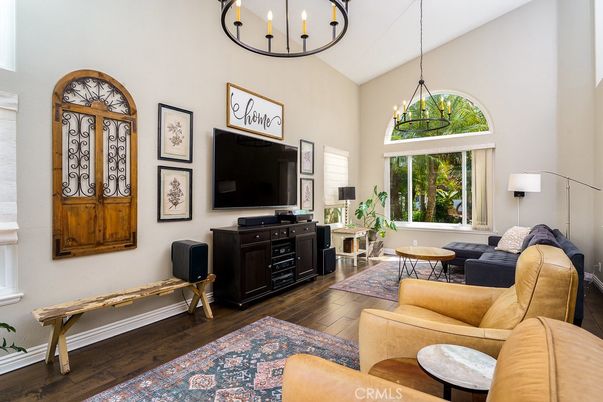 Chandelier, Interior, Living room, Pendant Lights, Wood Texture Flooring