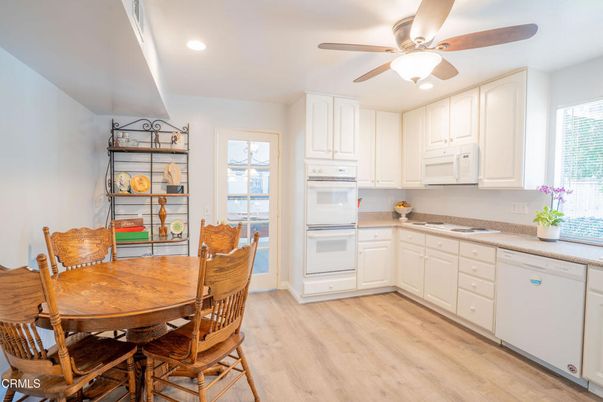 Dining room, Interior, Kitchen, Recessed Lighting, Wood Texture Flooring