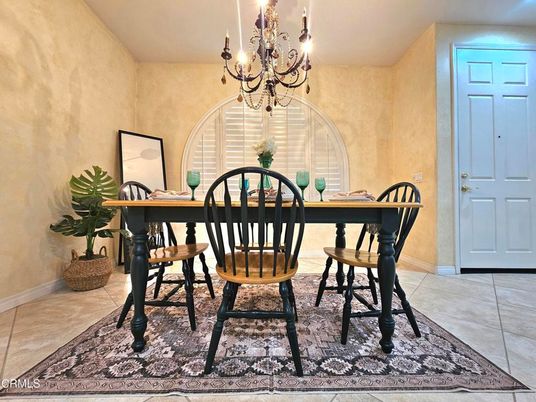 Chandelier, Dining room, Interior