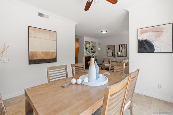 Dining room, Interior