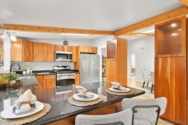 Dining room, Interior, Kitchen, Stainless Steel Appliances, Wooden Beams, Wood Texture Flooring