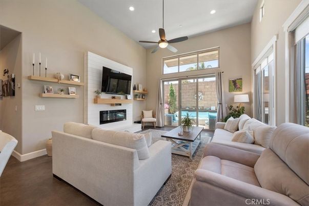 Fireplace, Interior, Living room, Recessed Lighting
