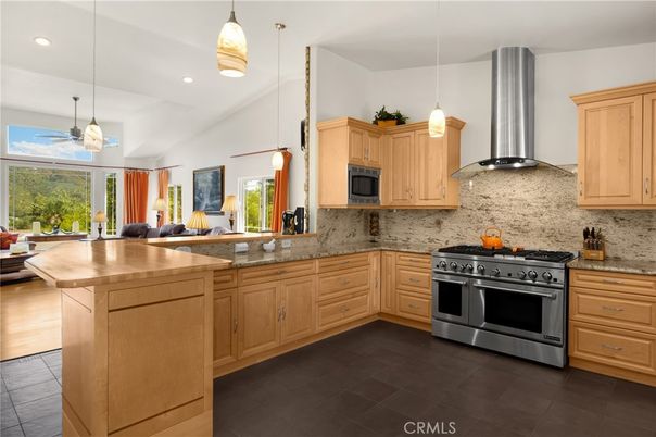 Interior, Kitchen, Pendant Lights, Recessed Lighting, Stainless Steel Appliances