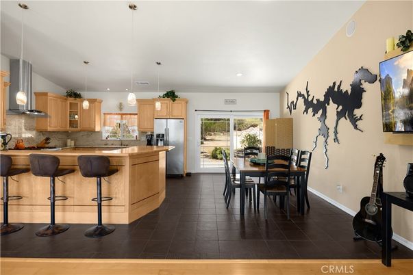 Dining room, Interior, Kitchen, Pendant Lights, Recessed Lighting, Stainless Steel Appliances