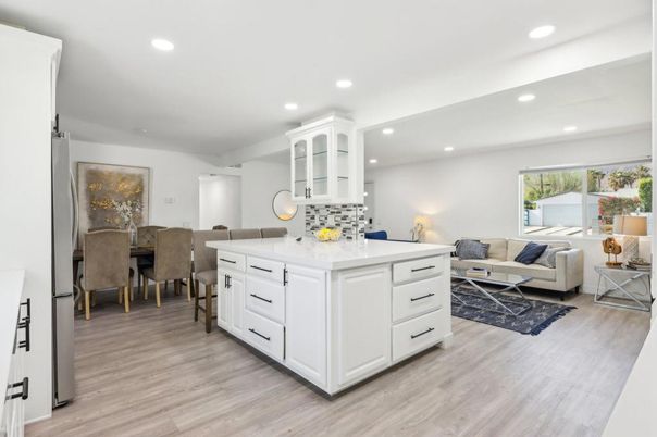 Dining room, Interior, Kitchen, Living room, Recessed Lighting, Wood Texture Flooring