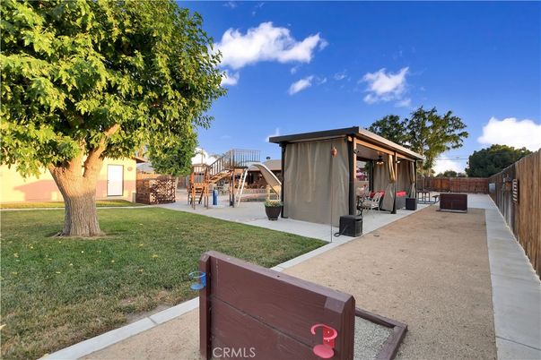 Backyard, Exterior, Playground